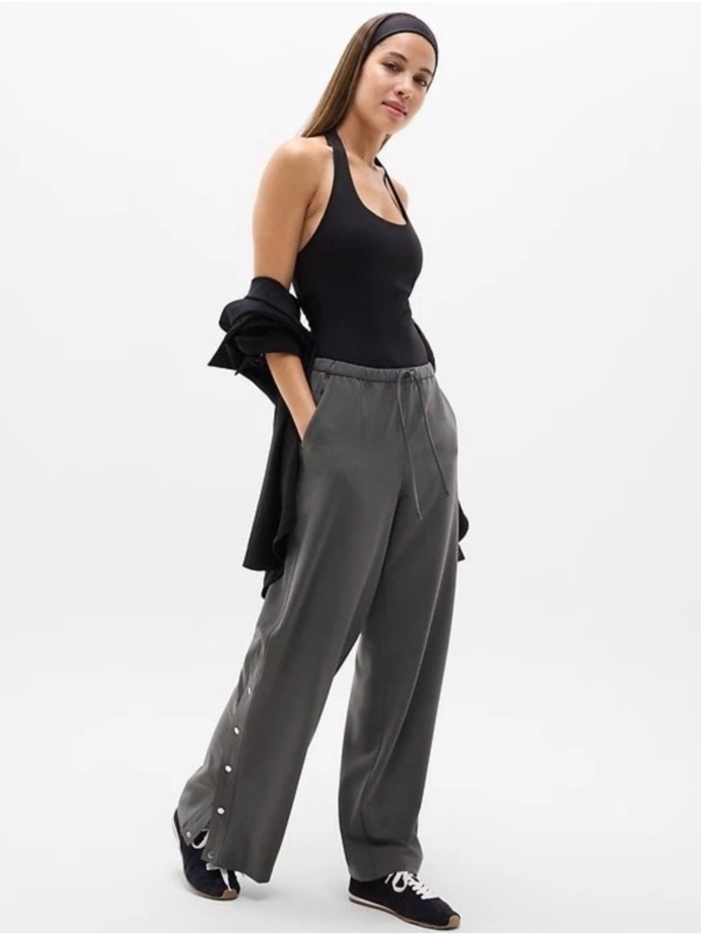 NWT Athleta MVP Shadow Gray Snap Pant Sz Medium (#767532)